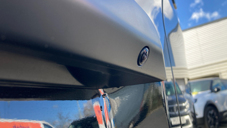 Vauxhall Vivaro L2 Diesel 2.2 Turbo D 150 Pro H1 Van